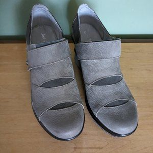 Jambo Women's Envy Grey Shoes